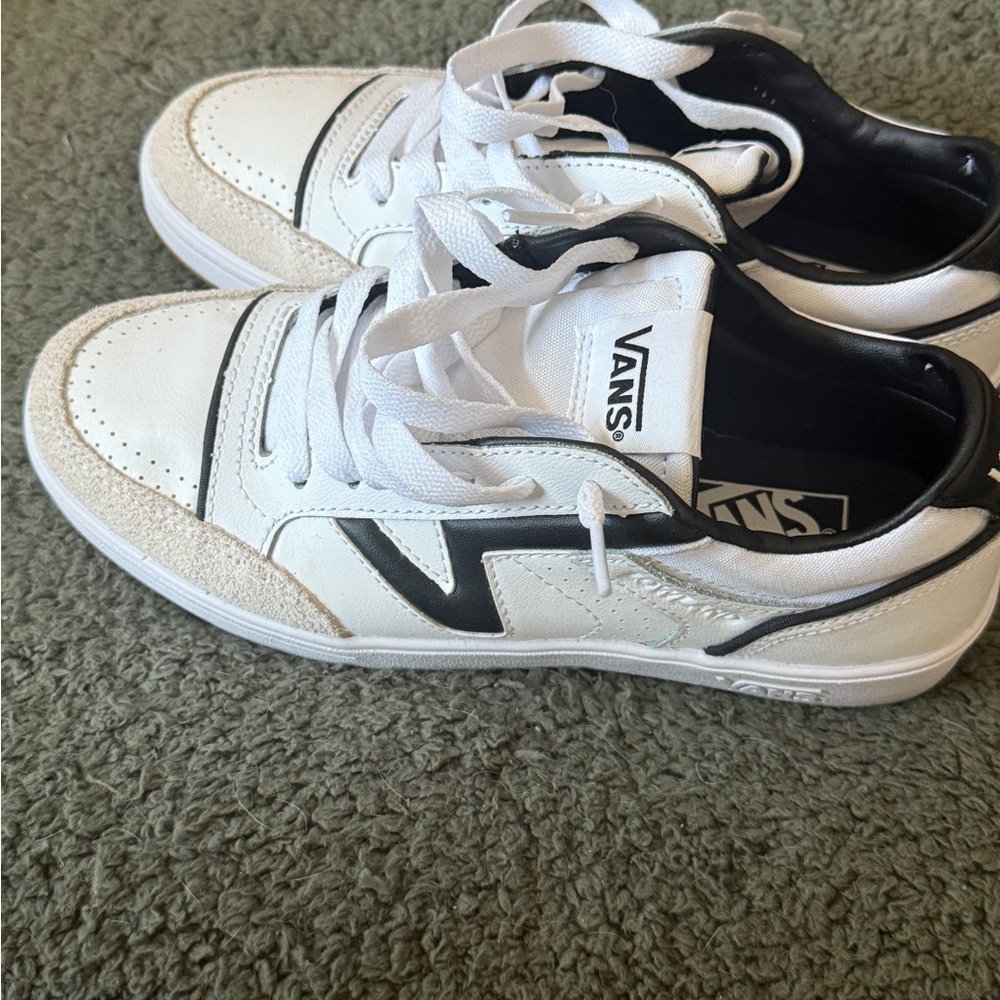 Vans White and Black Sneakers Classic Design NEVER WORN